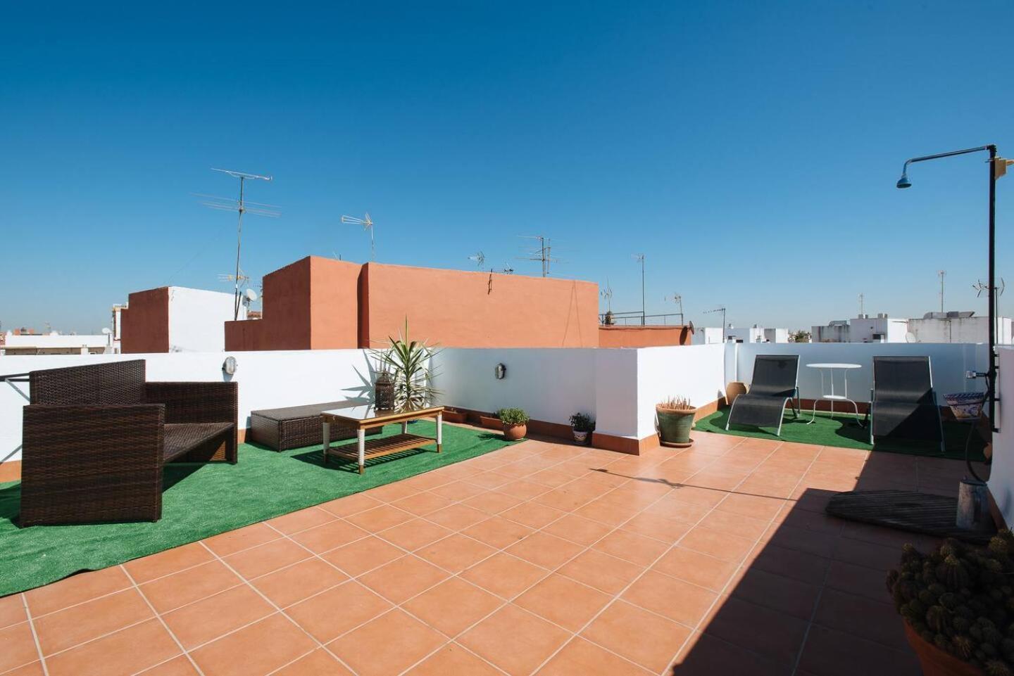 Monkeys Darsena Penthouse * Sevilla